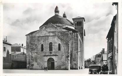 CPSM FRANCE 24 " Périgueux, Eglise St Etienne de la Cité".