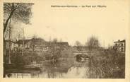 33 Gironde CPA FRANCE 33 "Cadillac sur Garonne, le Pont sur l'Oeuille"