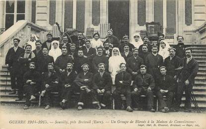 CPA FRANCE 27 " Souvilly, Un groupe de blessés à la maison de convalescence".