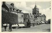 76 Seine Maritime CPSM FRANCE 76 "Aumale, Place des marchés vers l'église".