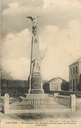 CPA FRANCE 25 "Levier, Le monument aux morts".