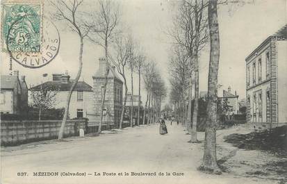 CPA FRANCE 14 " Mézidon, La Poste et le Boulevard de la gare".