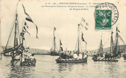 CPA FRANCE 14 "Port en Bessin, bénédiction de la mer"