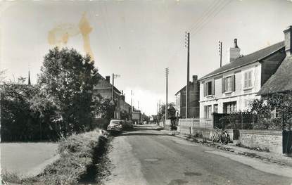 CPSM FRANCE 14 "Meulles, Route d'Orbec à Vimoutiers".