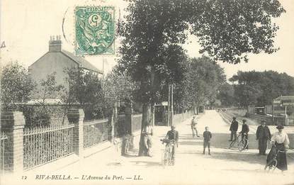 CPA FRANCE 14 "Ouistreham, l'avenue du port"