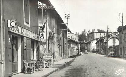 CPSM FRANCE 38 "Montbonnot, Bar tabacm et route nationale".