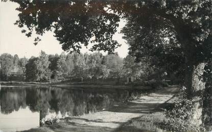 CPSM FRANCE 23 " Crocq, L'étang d'Urbe".