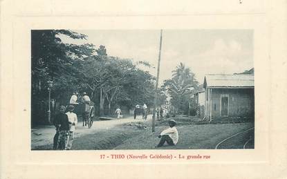 CPA NOUVELLE CALEDONIE "Thio, la grande rue"