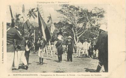 CPA NOUVELLE CALEDONIE "Inauguration du monument de Balade, les Drapeaux"