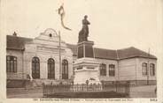 23 Creuse CPA FRANCE 23 "Lavaveix les Mines, Groupe scolaire et monument aux morts".