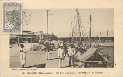 CPA MADAGASCAR "Majunga, un coin des quais et le magasin du Batelage"
