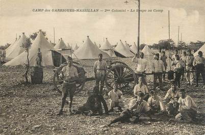 CPA FRANCE 30 "Massillan, Le Camp des Garrigues, la soupe au camp".