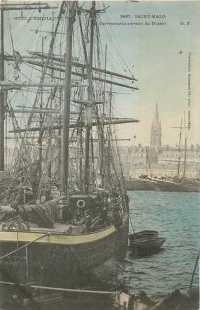 CPA FRANCE 35 "St Malo, Le Terreneuvas sortant du bassin".