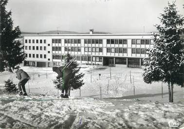 CPSM FRANCE 39 " St Laurent du Jura, Colonie Ecole de Neige René Vignaud".