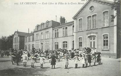 CPA FRANCE 71 " Le Creusot, Ecole libre de filles de la Croix Menée".