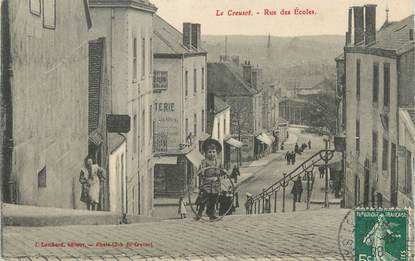 CPA FRANCE 71 " Le Creusot, Rue des écoles".