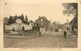 CPA FRANCE 71 "Louhans, Rue du Guidon et monument aux morts".