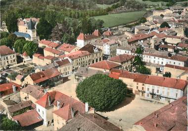 CPSM FRANCE 71 "Lugny les Macon, La grande place, l'église, le château".