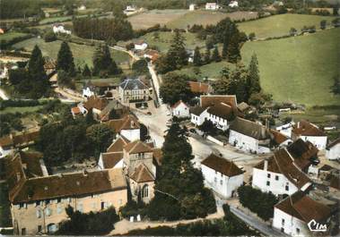 CPSM FRANCE 71 "La Guiche, Vue aérienne".