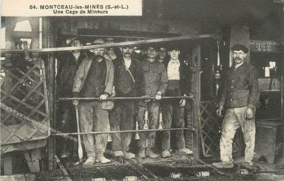 CPA FRANCE 71 "Montceau les Mines, Une cage de mineurs". / MINE