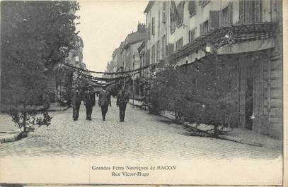 CPA FRANCE 71 "Mâcon, Les grandes fêtes nautiques rue Victor Hugo".