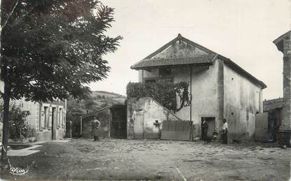 CPSM FRANCE 71 "Plottes, Place et café de la Mairie".