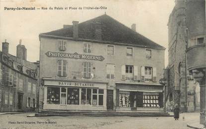 CPA FRANCE 71 "Paray le Monial, Rue du Palais et Place de l'Hôtel de Ville".