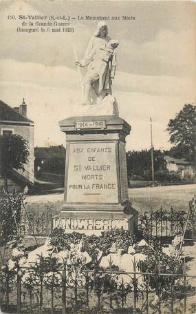 CPA FRANCE 71 " St Vallier, Le monument aux morts".