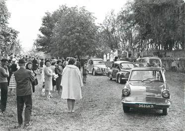 CPSM FRANCE 71 " St Christophe en Brionnais, Bénédictions des autos ".