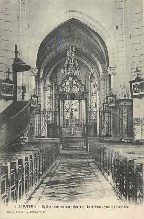 CPA FRANCE 10" Lhuitre, Intérieur de l'église".