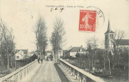 CPA FRANCE 10 " Viapres le Petit, Entrée du village".