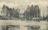 10 Aube CPA FRANCE 10 " Troyes, Inondations de 1910, sauvetage par les soldats aux charmilles".