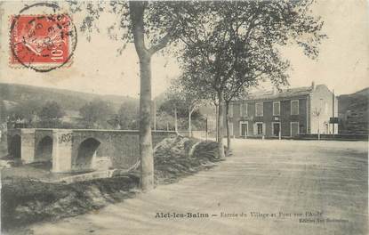 CPA FRANCE 11 " Alet les Bains, Entrée du village et le pont sur l'Aude".