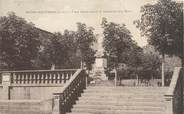 11 Aude CPA FRANCE 11 "Salles sur l'Hers, Place Emile Coural et monument aux morts".