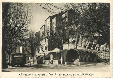 CPSM FRANCE 06 "Châteauneuf de Grasse, Place du Courredon, cuisines militaires".