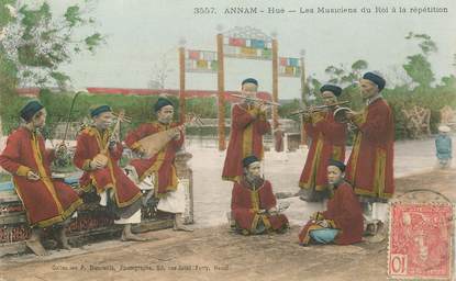 CPA VIETNAM / INDOCHINE "Annam, Hué, les Musiciens du Roi "