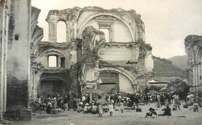 CARTE PHOTO ANTIGUA "Le marché"