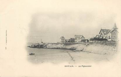 CPA FRANCE 17 " Royan, Le Pigeonnier".