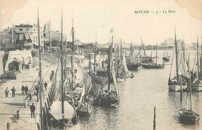 CPA FRANCE 17 " Royan , Le port ".