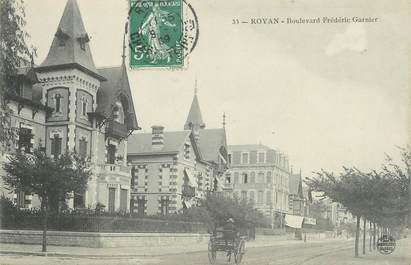 CPA FRANCE 17 " Royan , Boulevard Frédéric Garnier".