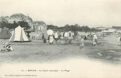 CPA FRANCE 17 " Royan , Le casino municipal, la plage".