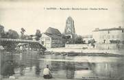 17 Charente Maritime CPA FRANCE 17 " Saintes, La passerelle, marché couvert, clocher St Pierre".