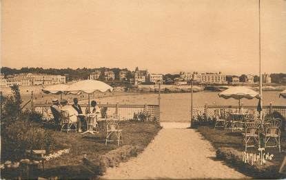 CPA FRANCE 17 "Royan, La plage de Pontaillac".