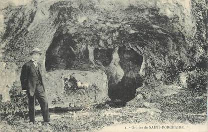 CPA FRANCE 17 "St Porchaire, Les grottes".