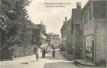 CPA FRANCE 01 " Divonne les bains, L'avenue des bains"