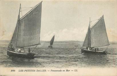 CPA FRANCE 76 "Les Petites Dalles, Promenade en mer"