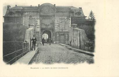 CPA FRANCE 59 "Maubeuge, La porte de Mons"