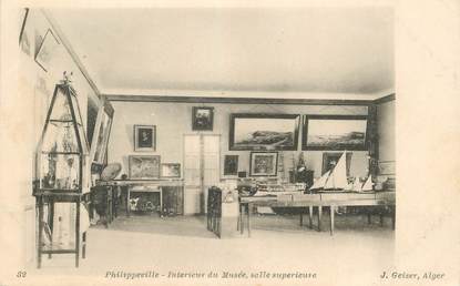 CPA ALGERIE "Philippeville, intérieur du Musée"