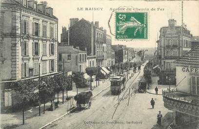 CPA FRANCE 93 " Le Raincy, Avenue du Chemin de Fer"