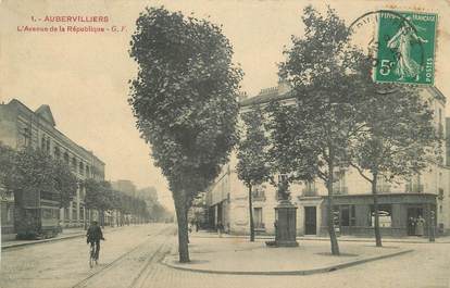 CPA FRANCE 93 " Aubervilliers, Avenue de la République"